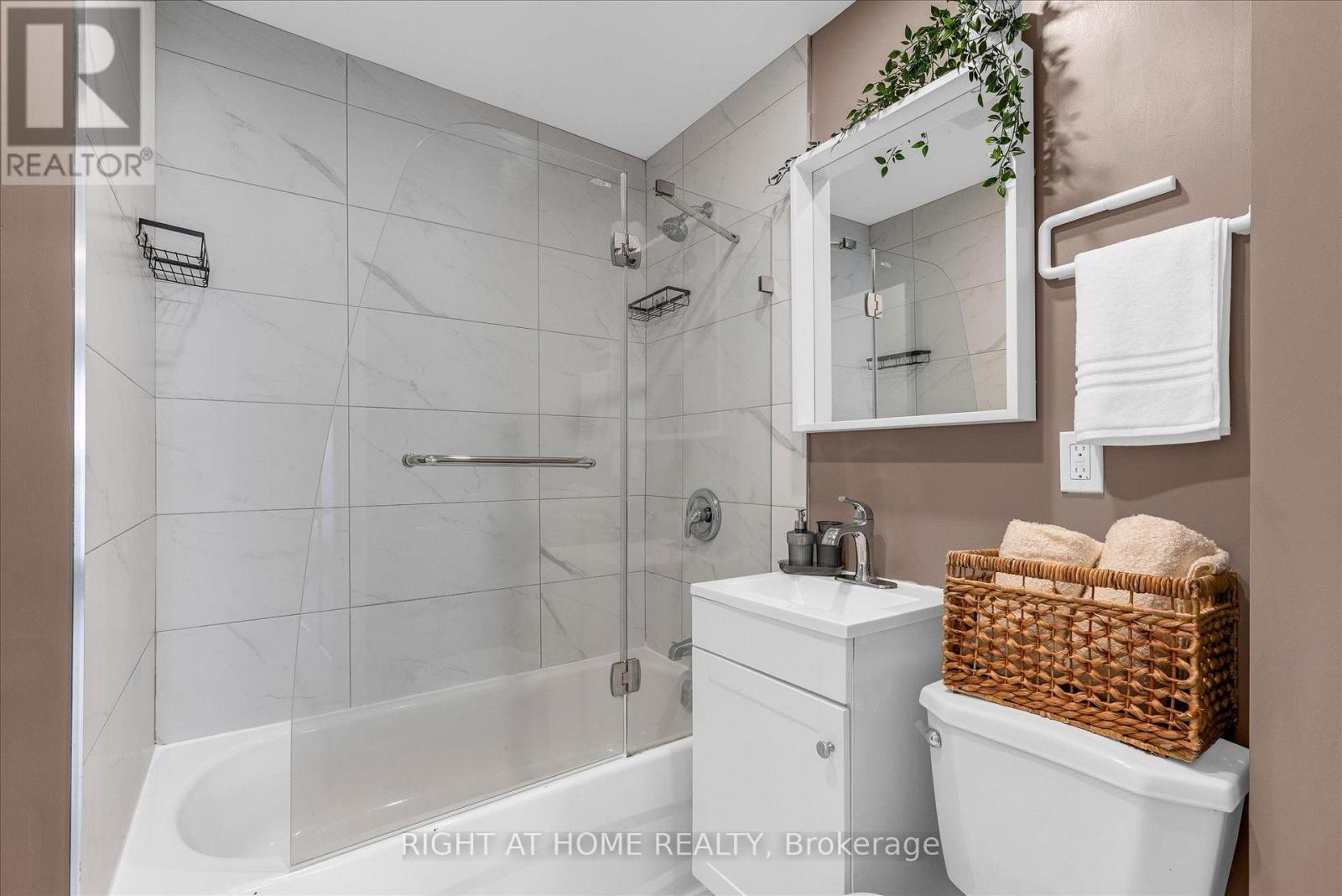 6310 Skinner Street, Niagara Falls, ON photo 17