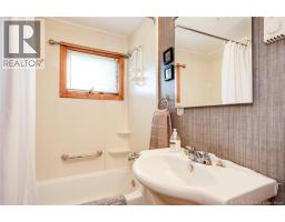 10-14 Seacoast Lane, photo 17
