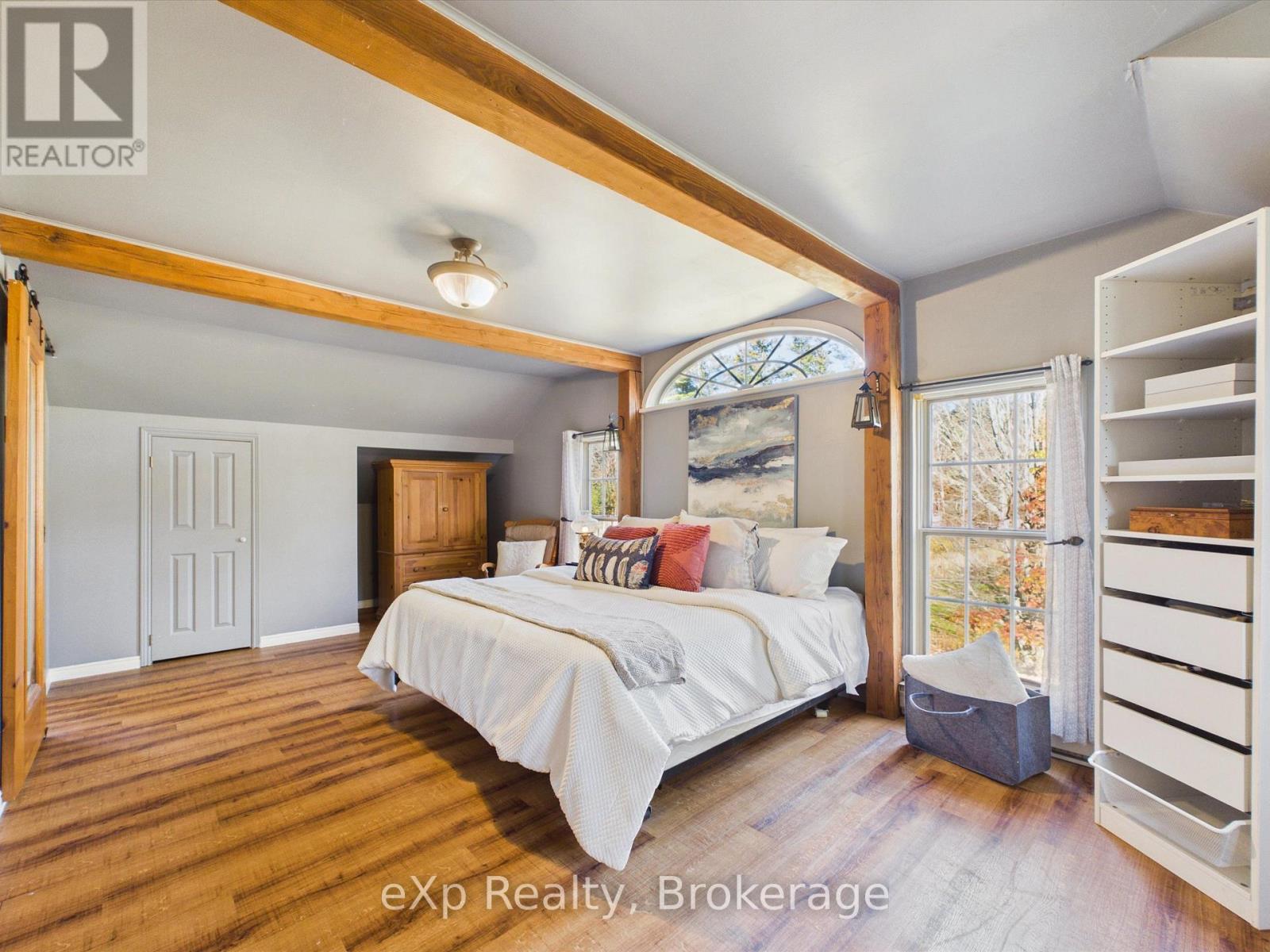 1002 SILVER LAKE ROAD - 26