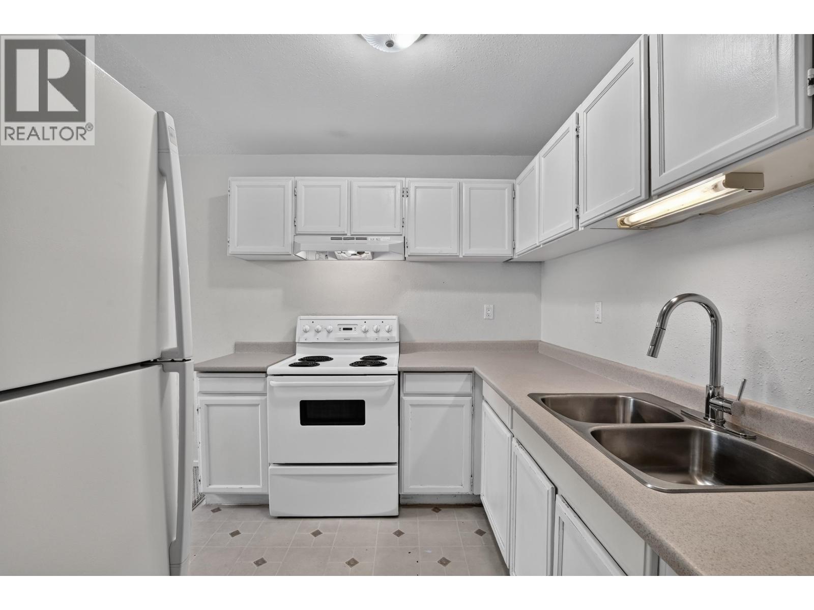 #301 3777 MASSEY DRIVE - 20