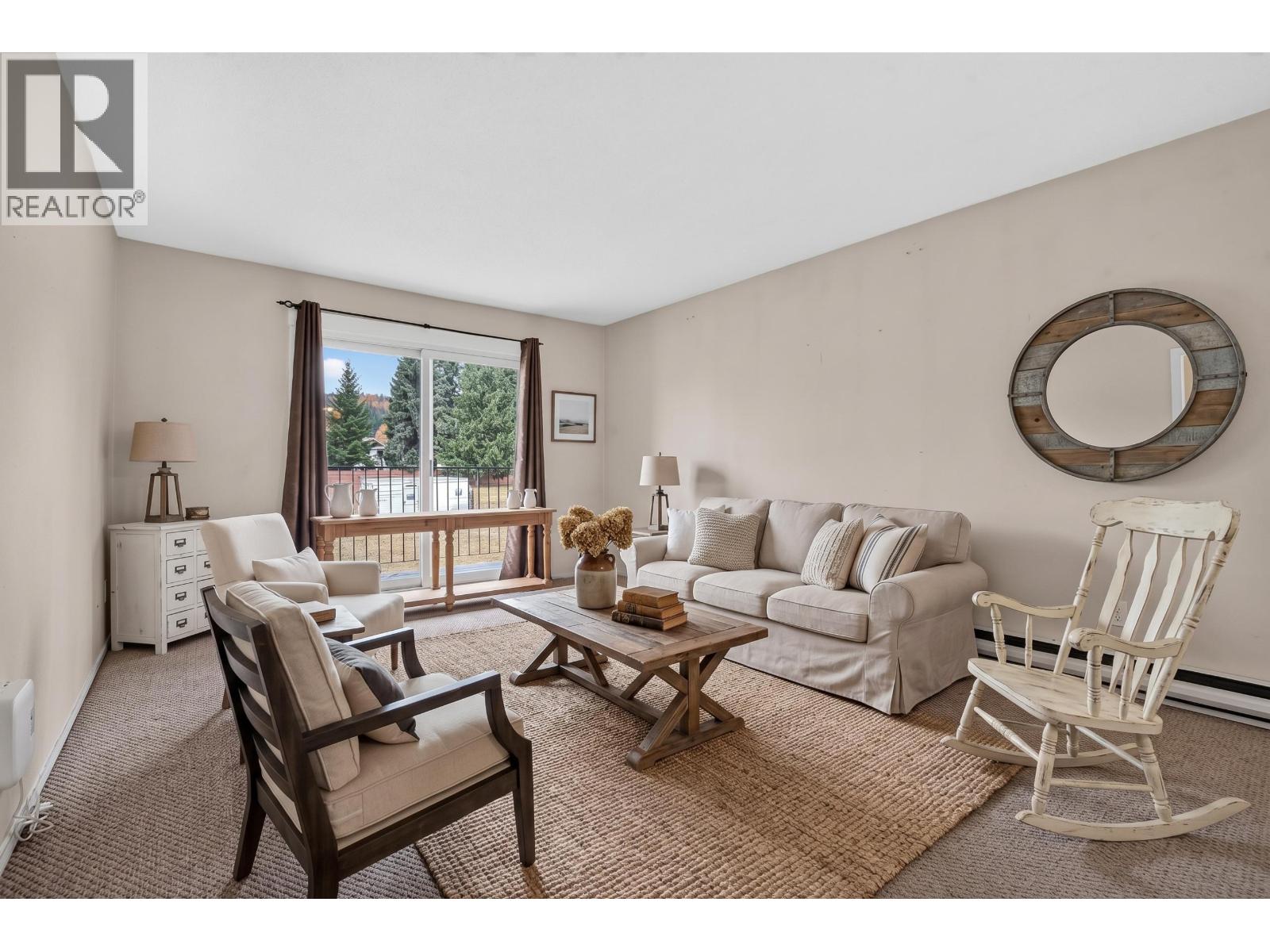 #301 3777 MASSEY DRIVE - 6