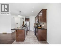 5pc Bathroom - 111 Windbrook Manor Sw, Airdrie, AB T4B3X2 Photo 10
