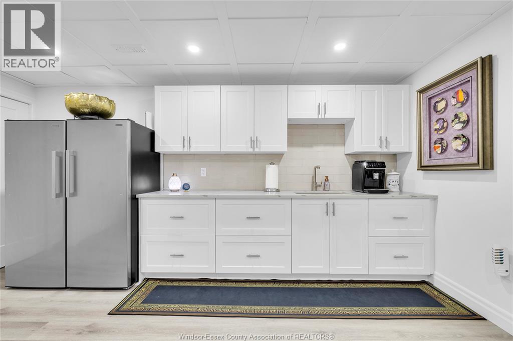 494 MARTINIQUE AVENUE - 26