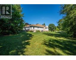 Dining room - 63 Mount Pleasant Ct, Sault Ste  Marie, ON P6A5K8 Photo 12