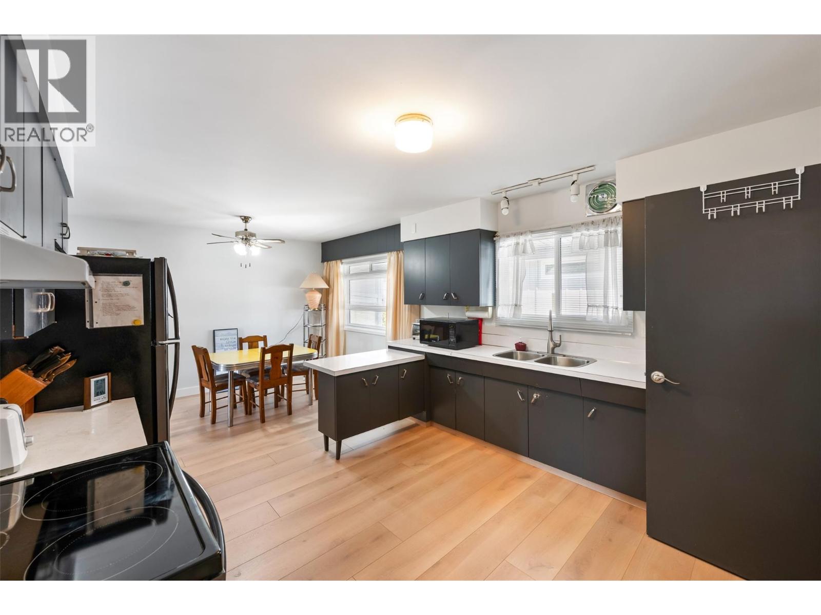  12401 Ward Street, Summerland