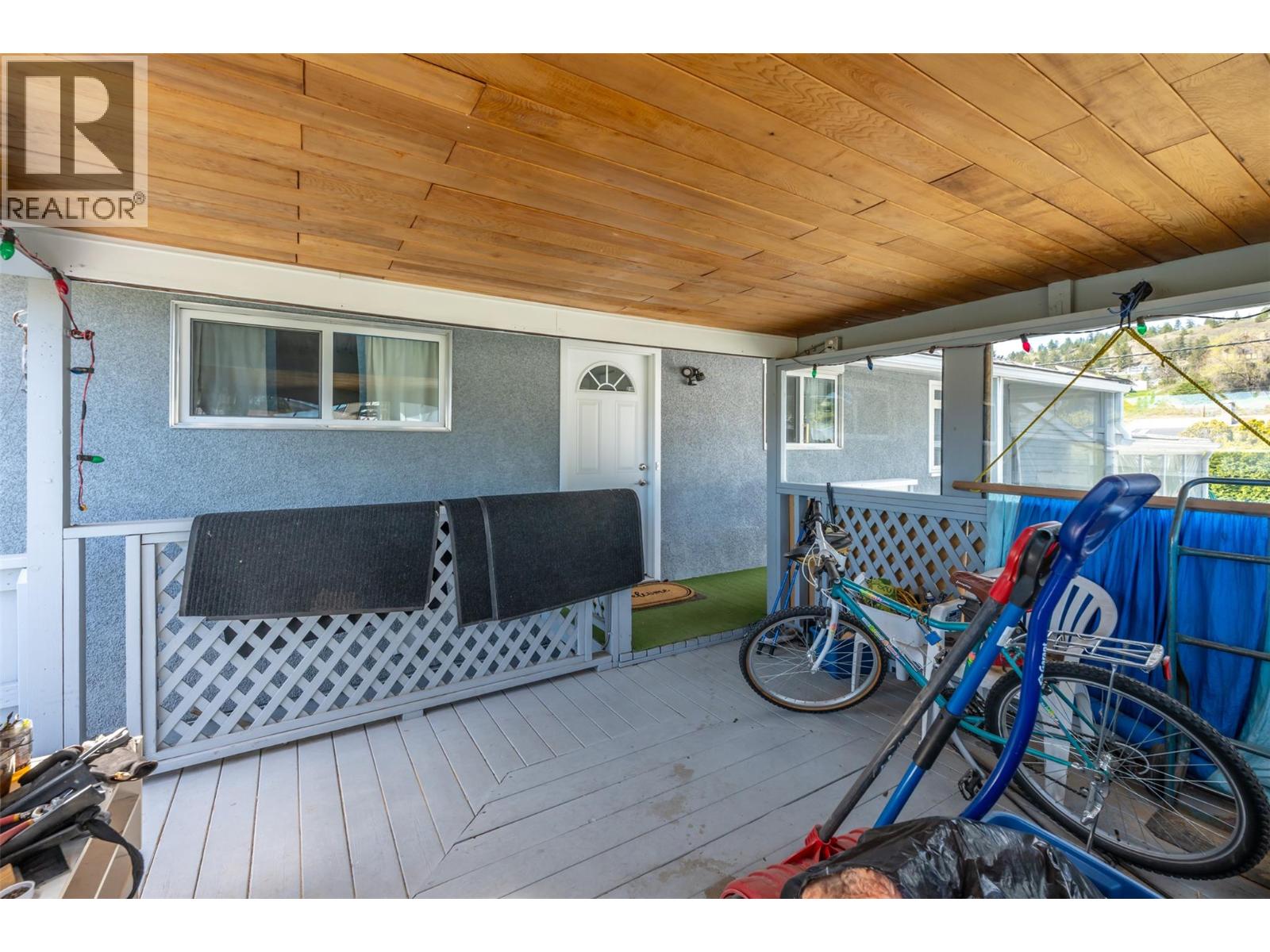  12401 Ward Street, Summerland