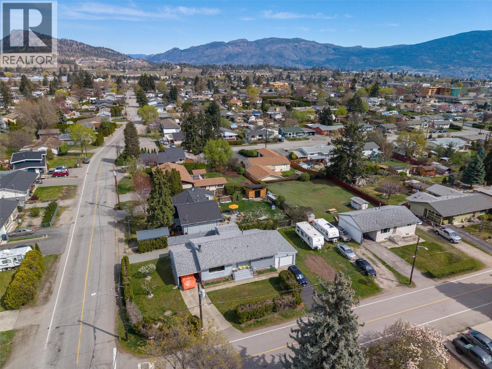  12401 Ward Street, Summerland