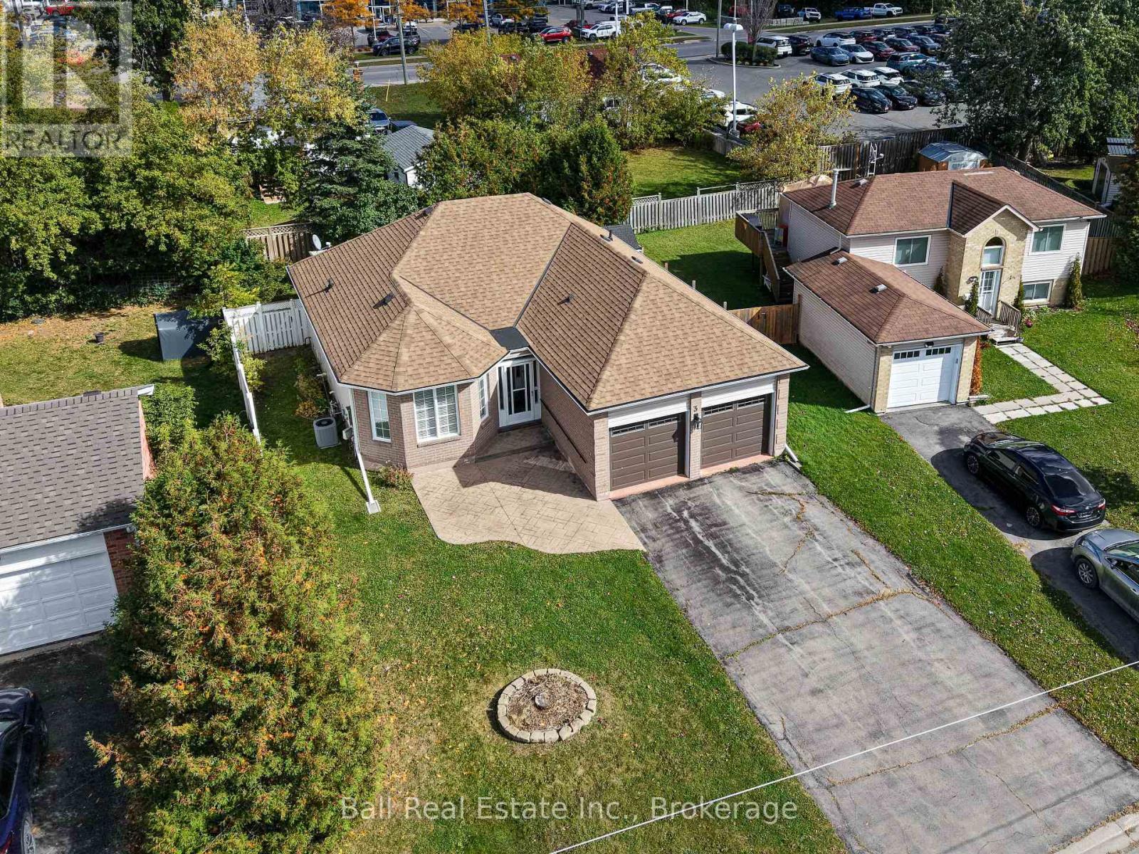 3 ELM COURT, Kawartha Lakes (Lindsay) — photo 2