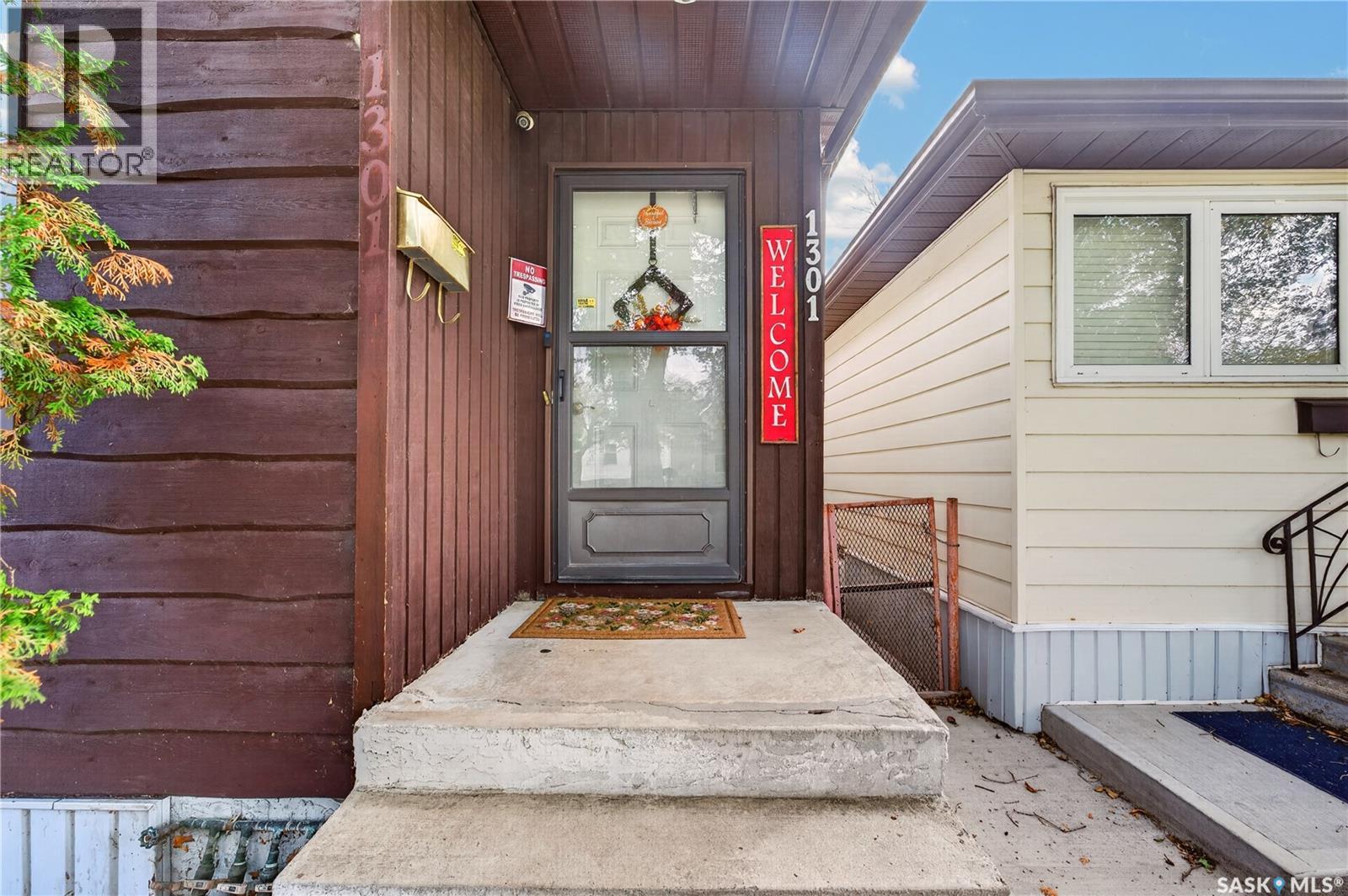 1301 KING STREET, Regina — photo 2