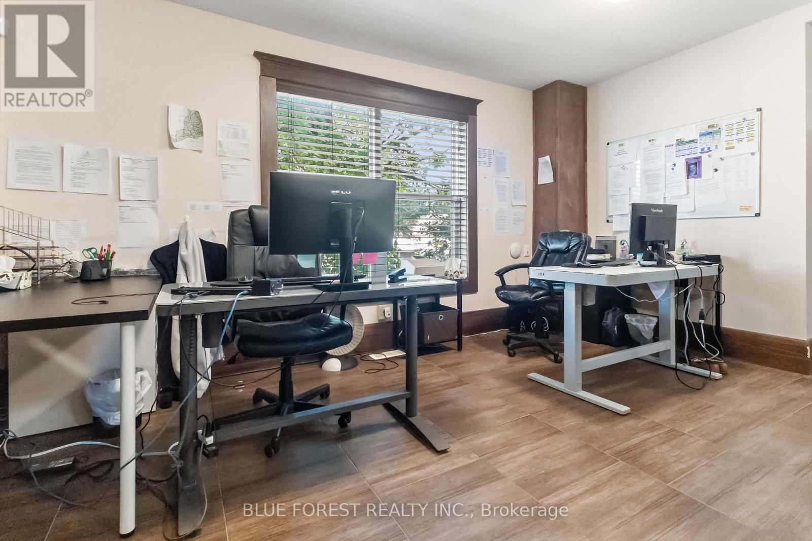 362 WHARNCLIFFE ROAD S, London South (South F) — photo 8