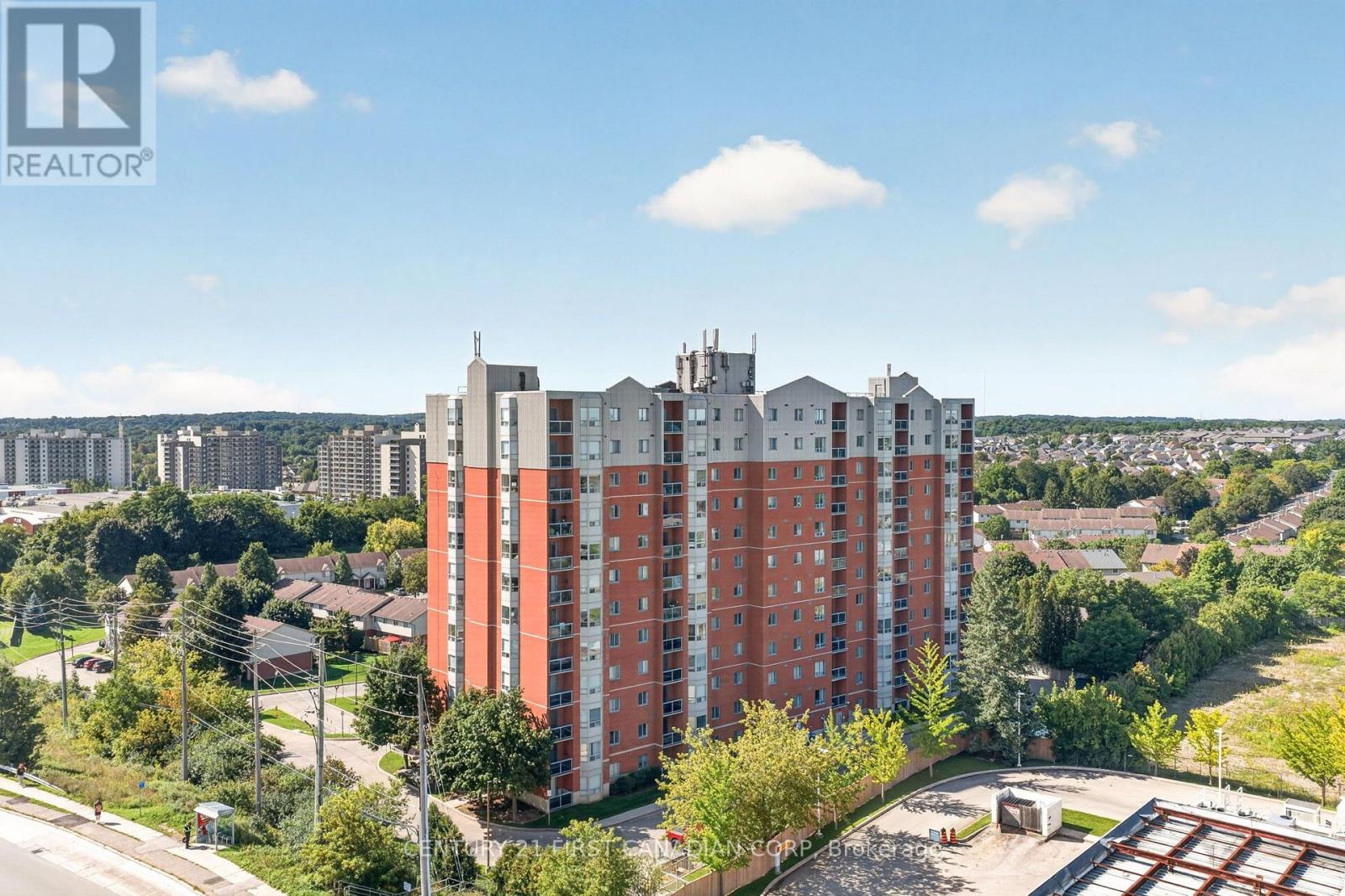 1005 - 30 CHAPMAN COURT, London North (North I) — photo 3