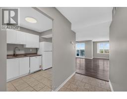 1005 - 30 Chapman Court, London North, ON N6G4Y4 Photo 14