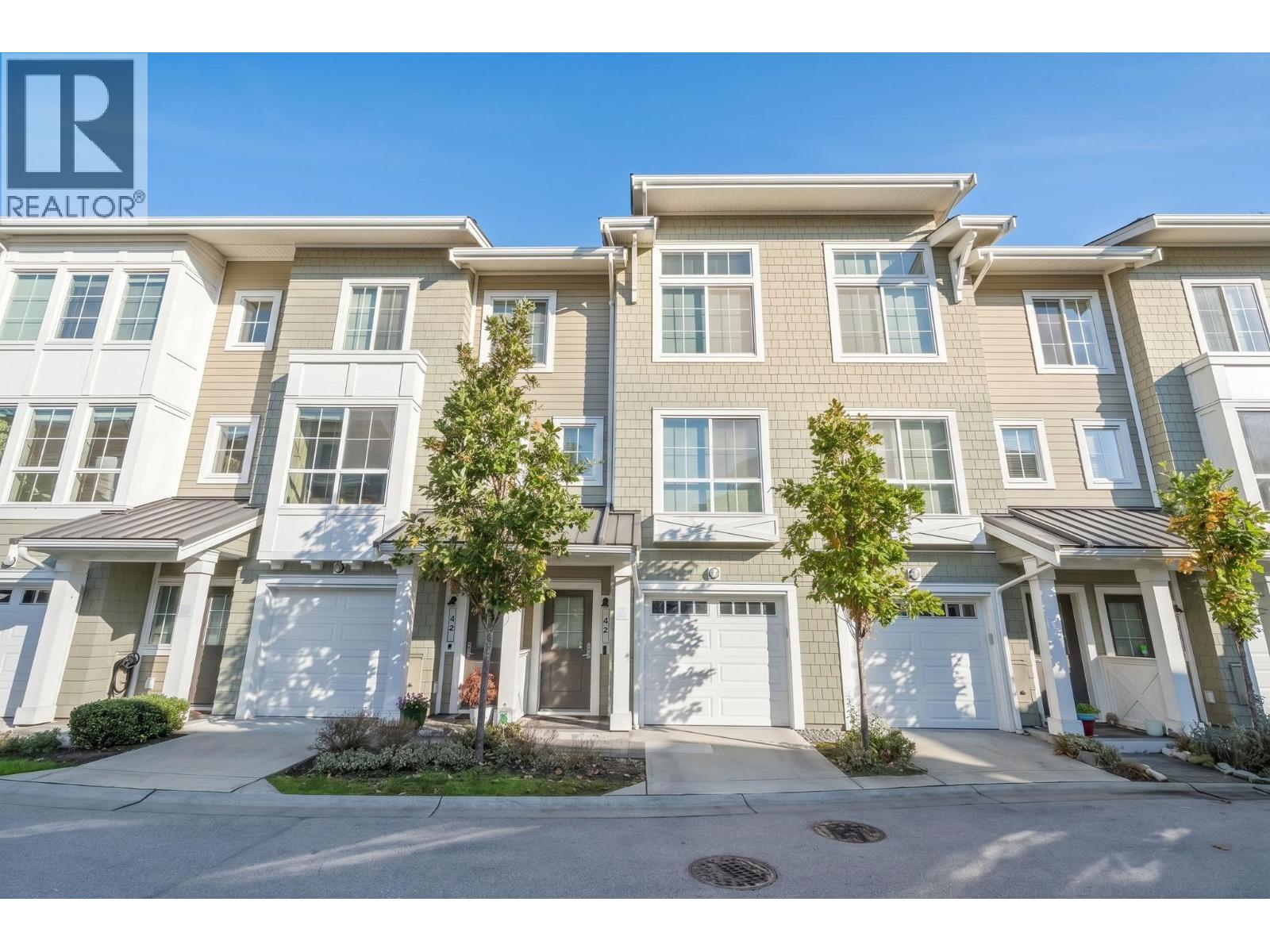 Property for sale at 43 5551 ADMIRAL WAY