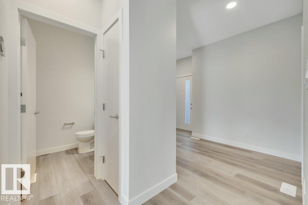 18643 19 AV NW, Edmonton — photo 24