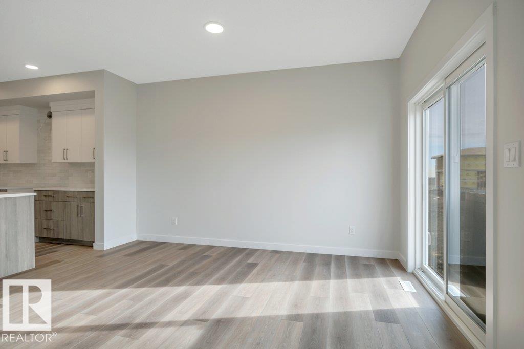 18643 19 AV NW, Edmonton — photo 14