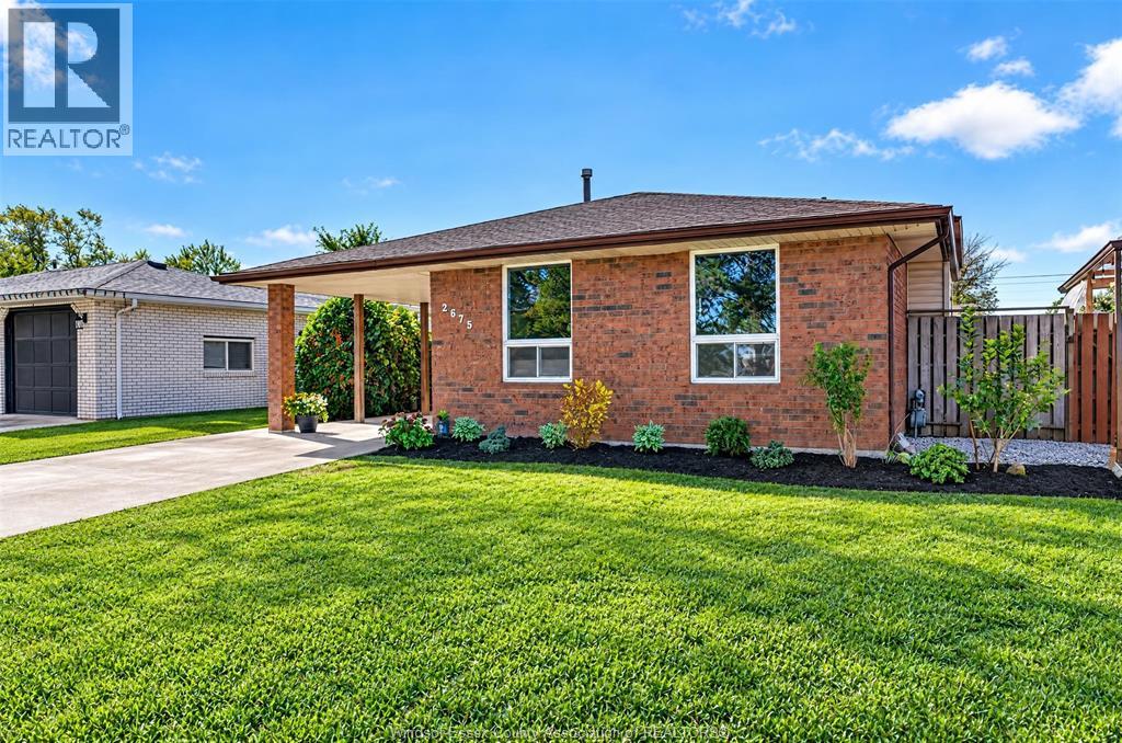 2675 JEFFERSON photo 2