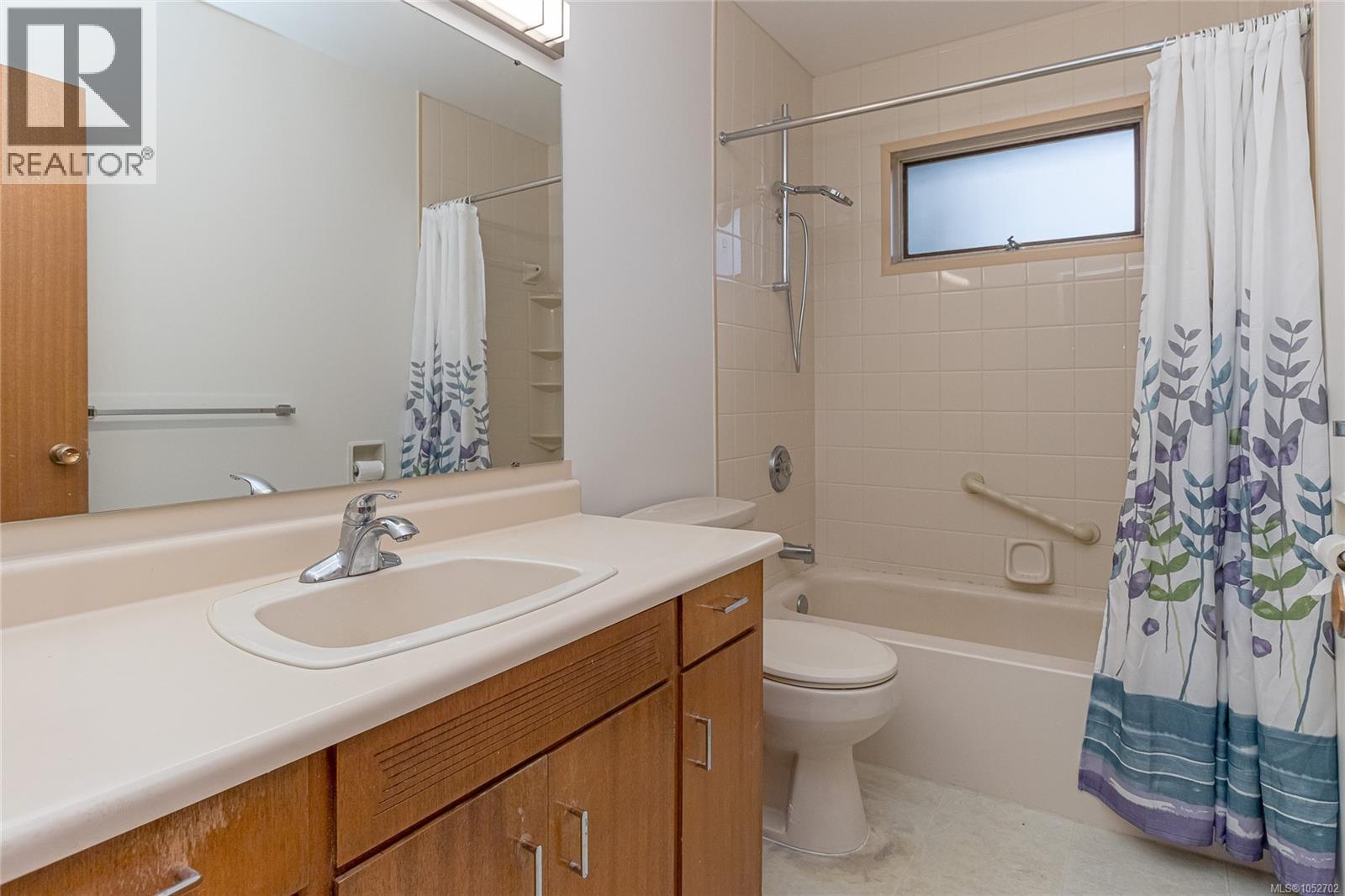  1823 Jade Place, Saanich
