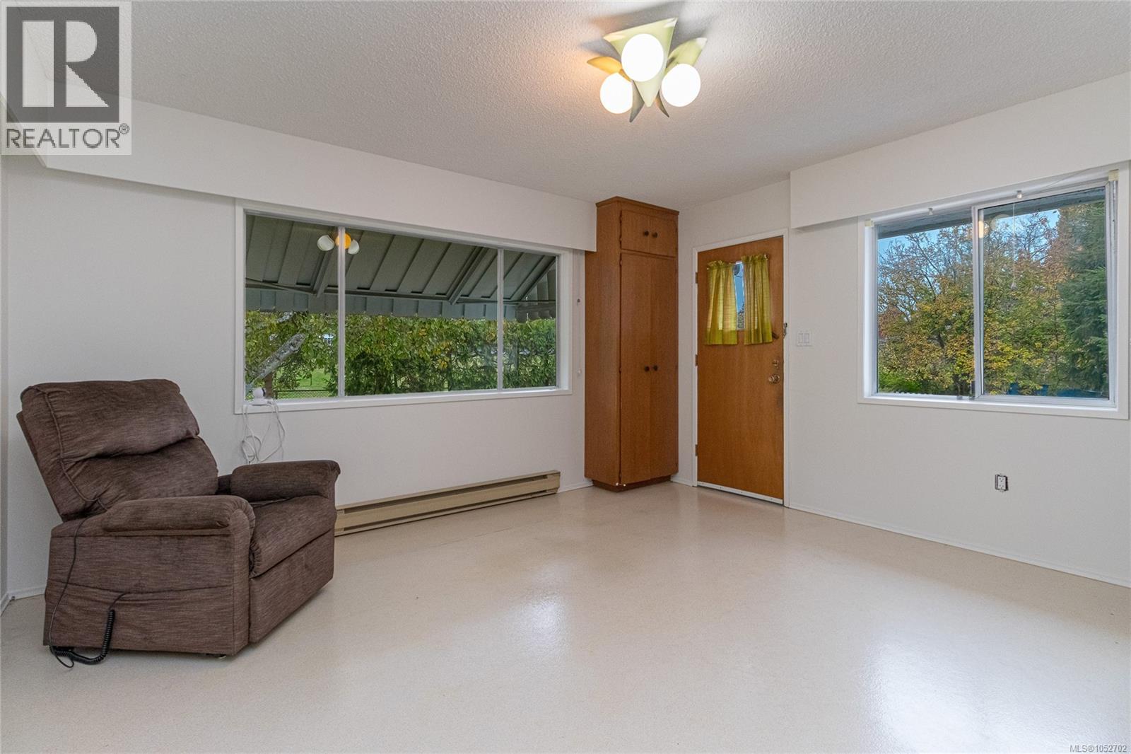  1823 Jade Place, Saanich