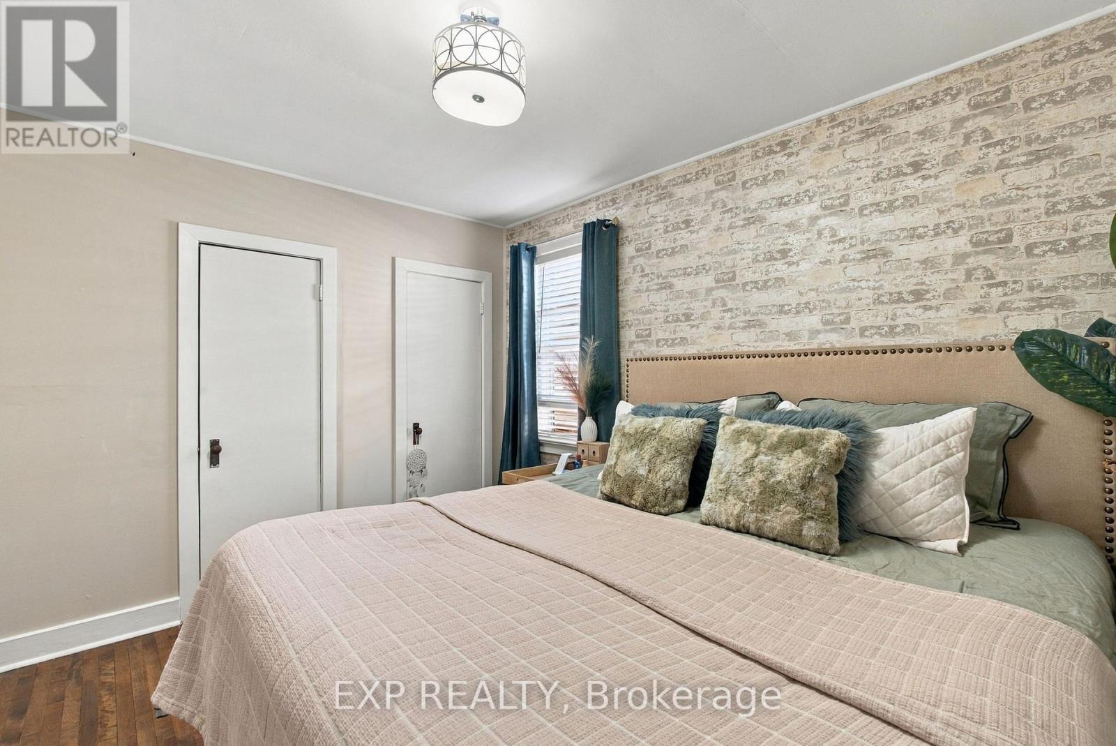 187 BERTIE STREET - 20