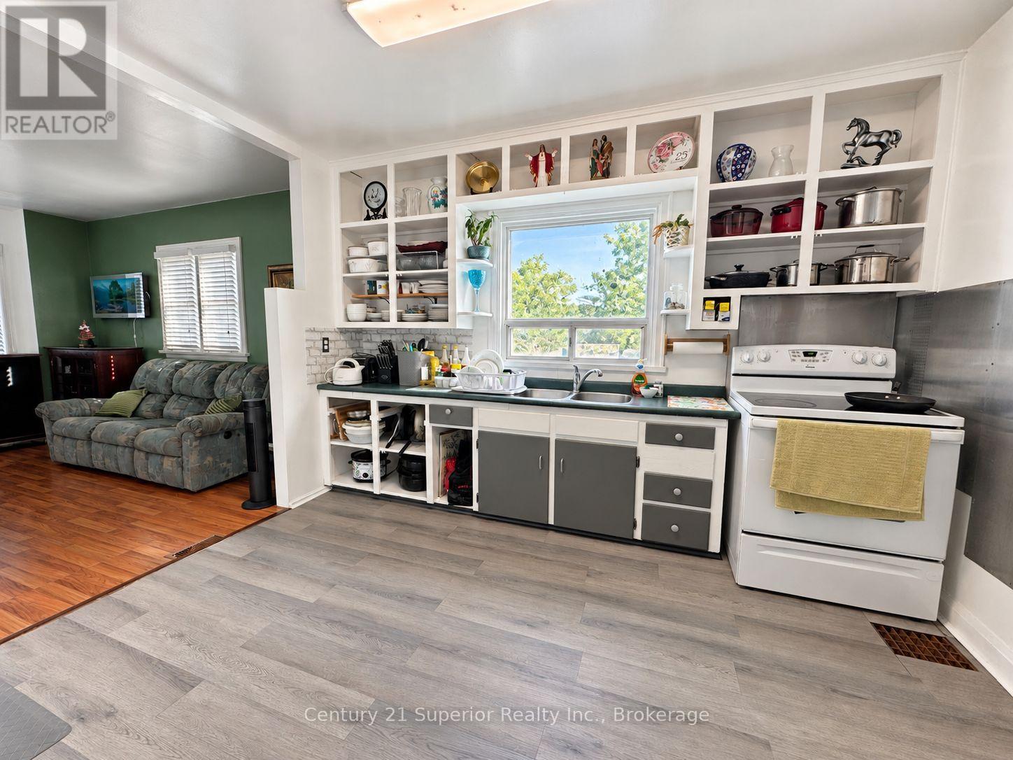 609 VAN NORMAN STREET, Thunder Bay (College Heights) — photo 5