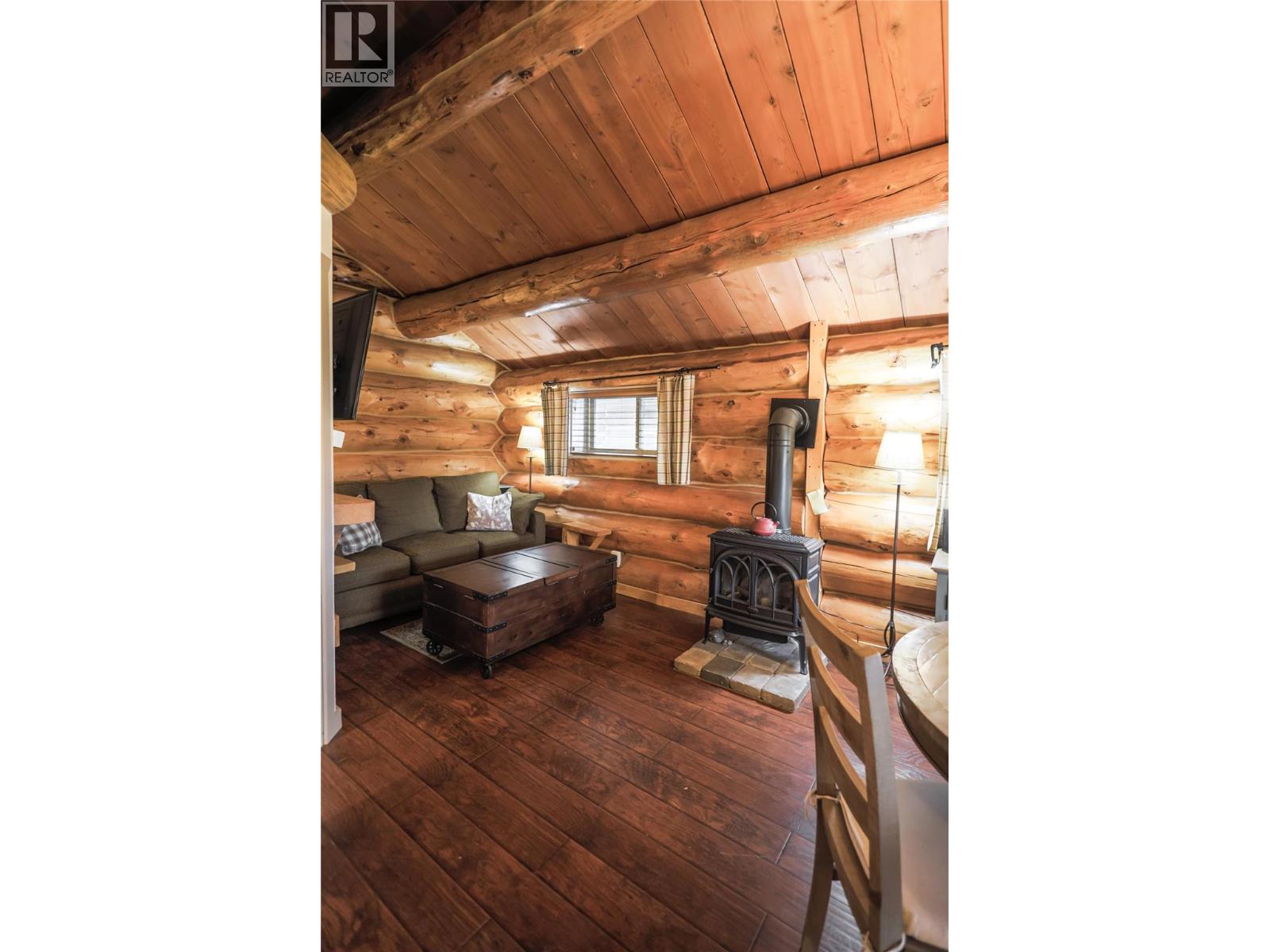  Cabin 10 Hatheume Lake Lodge Other, Peachland