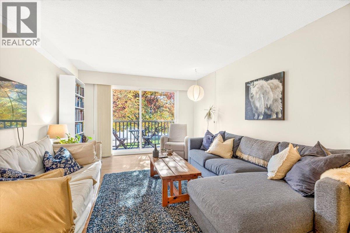 #204 30 RIDGEMONT Avenue - 13