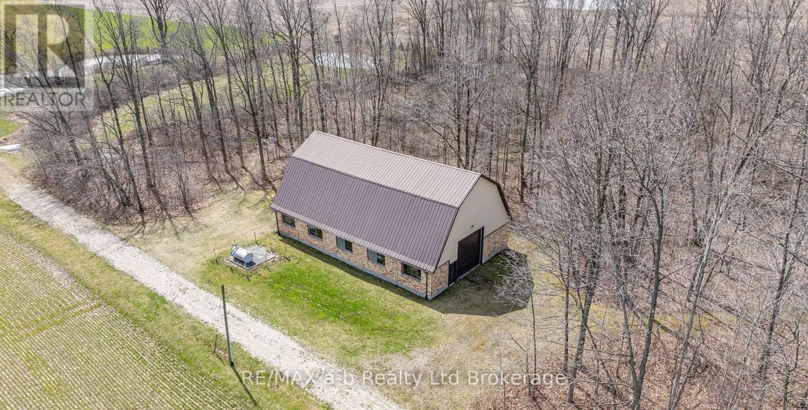 36067 THIRD LINE, Southwold — photo 10