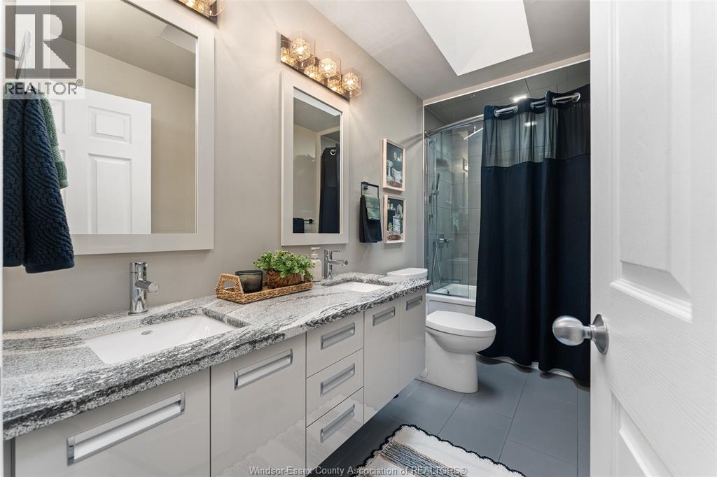 6410 JAMIE COURT - 22