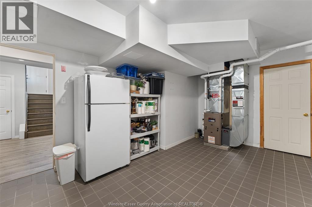 6410 JAMIE COURT - 31