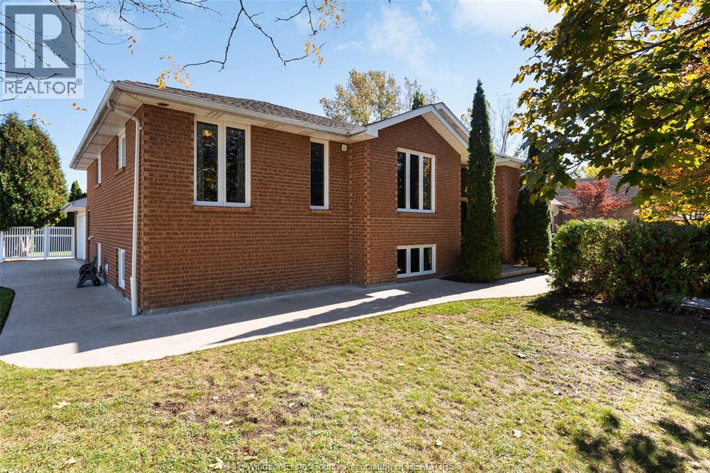 6410 JAMIE COURT - 38
