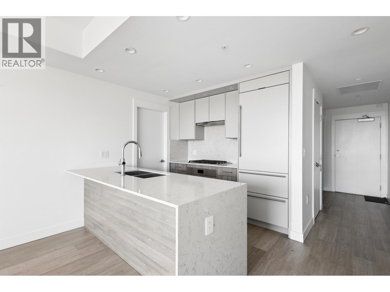 Photo of 401 7638 CAMBIE STREET 3