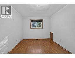 145 East 25th Street, Hamilton, ON L8V3A3 Photo 17