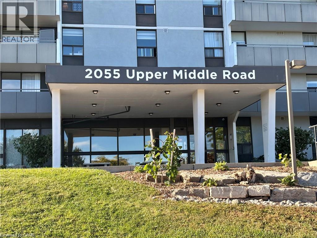 Photo of 2055 UPPER MIDDLE Road