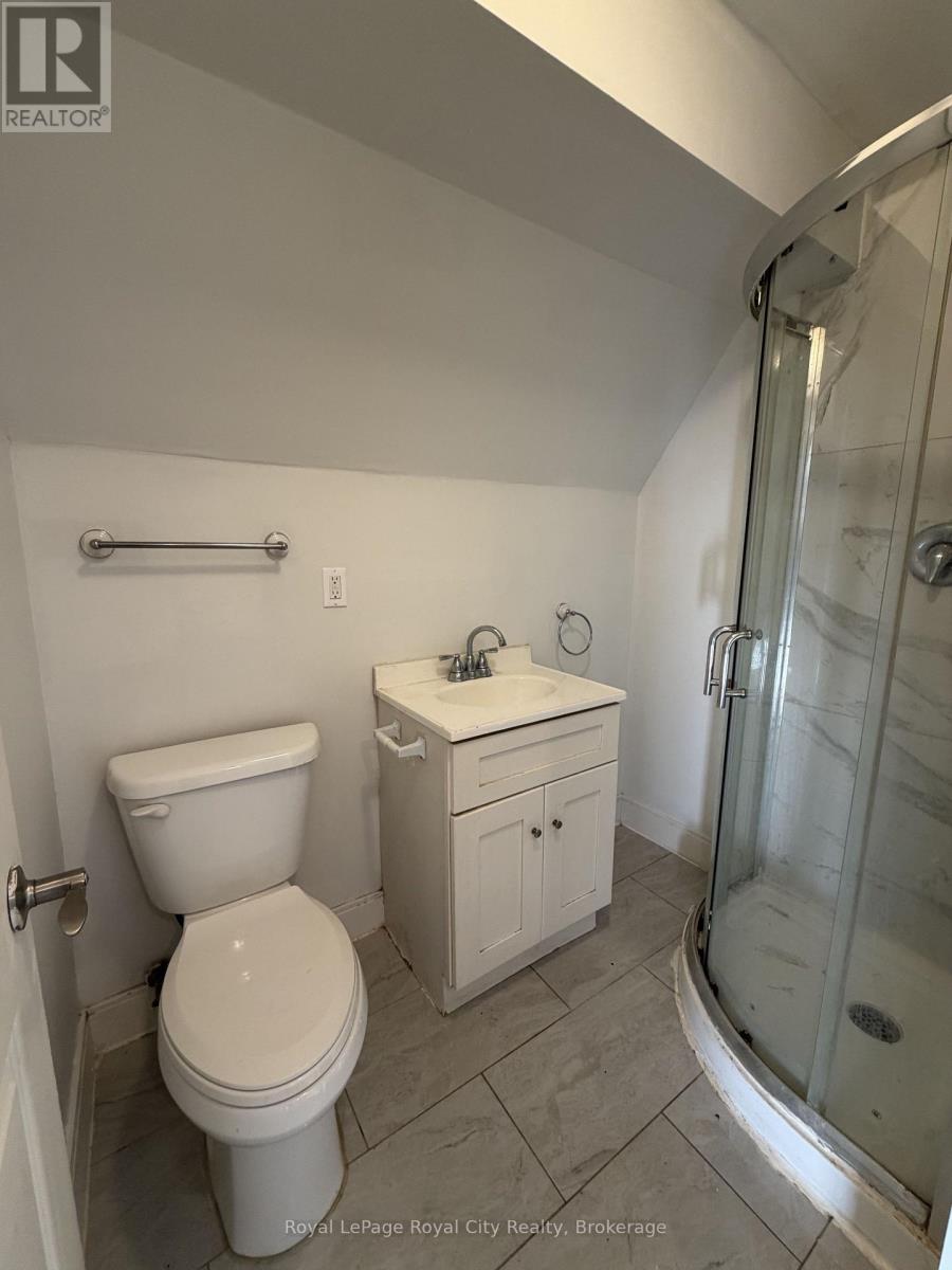 UNIT B - 563 WOOLWICH STREET, Guelph (Exhibition Park) — photo 5