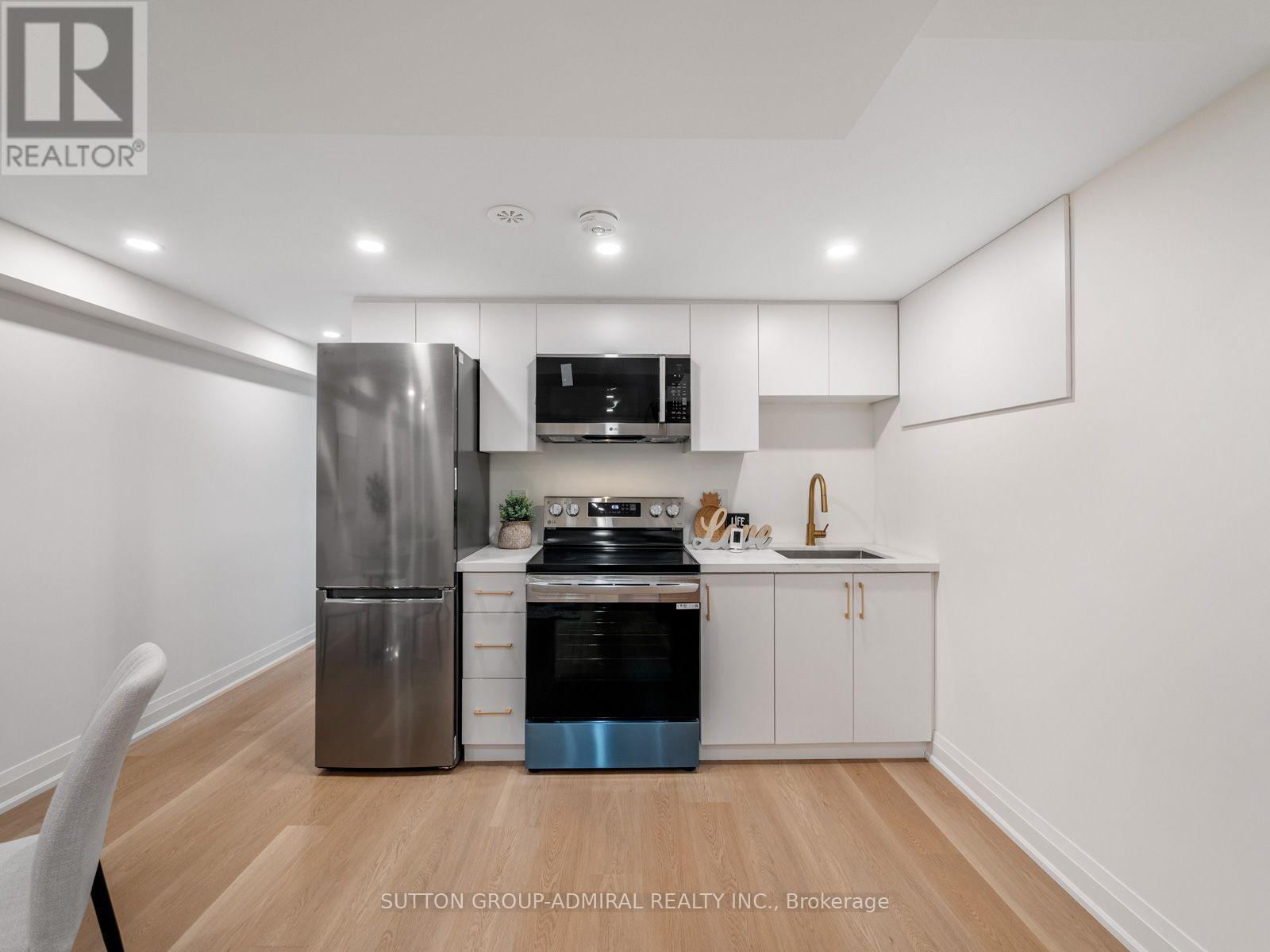 283 EUCLID AVENUE - 32