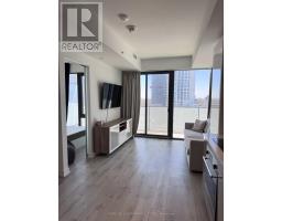 2211 - 161 Roehampton Avenue, Toronto, ON M4P0C8 Photo 10