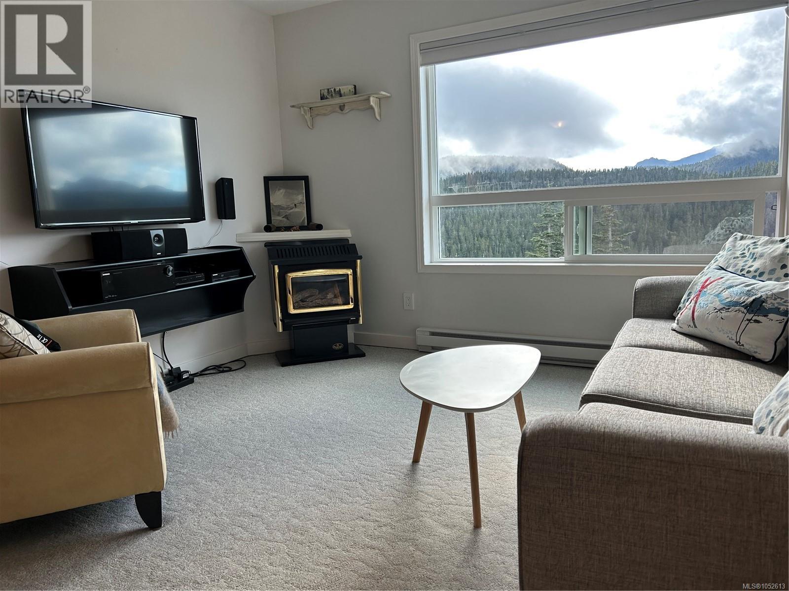204 1105 Henry Rd, Courtenay