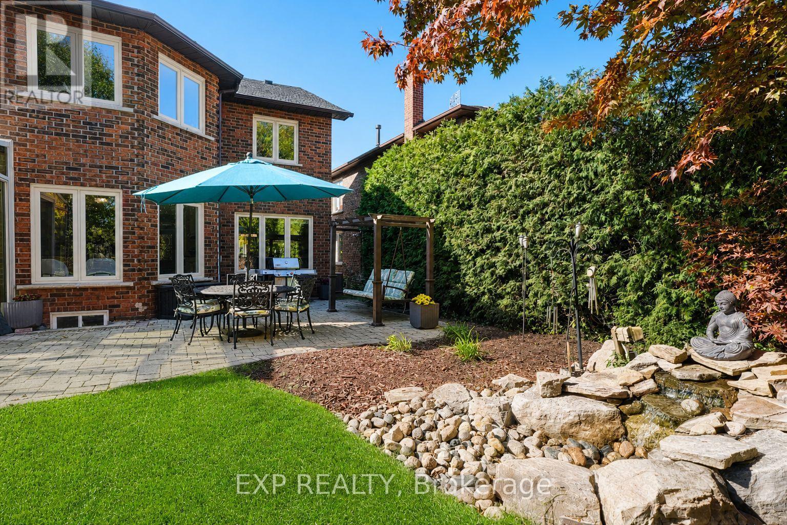 74 HENDERSON DRIVE, Whitby (Pringle Creek) — photo 4