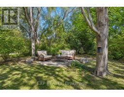 Family room - 74 Henderson Drive, Whitby, ON L1N7Y8 Photo 6