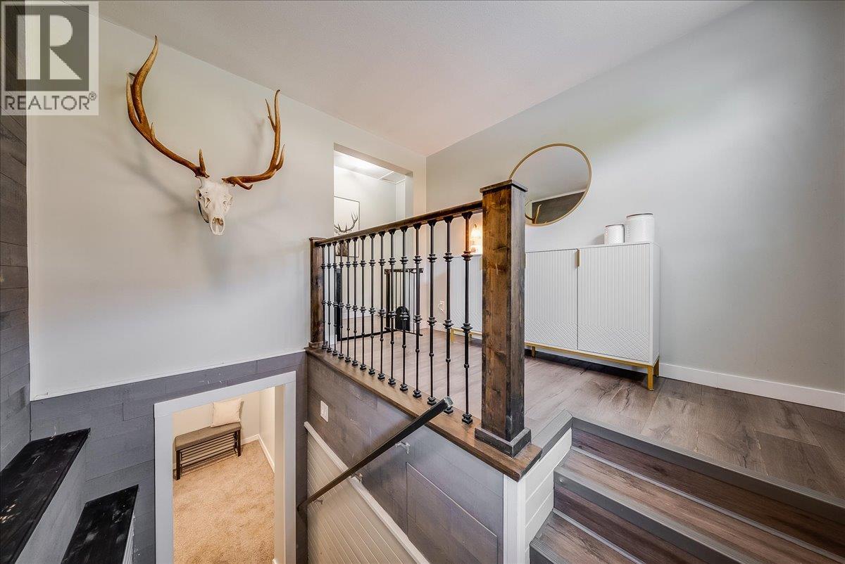 710 10TH Avenue, Montrose - Image 1