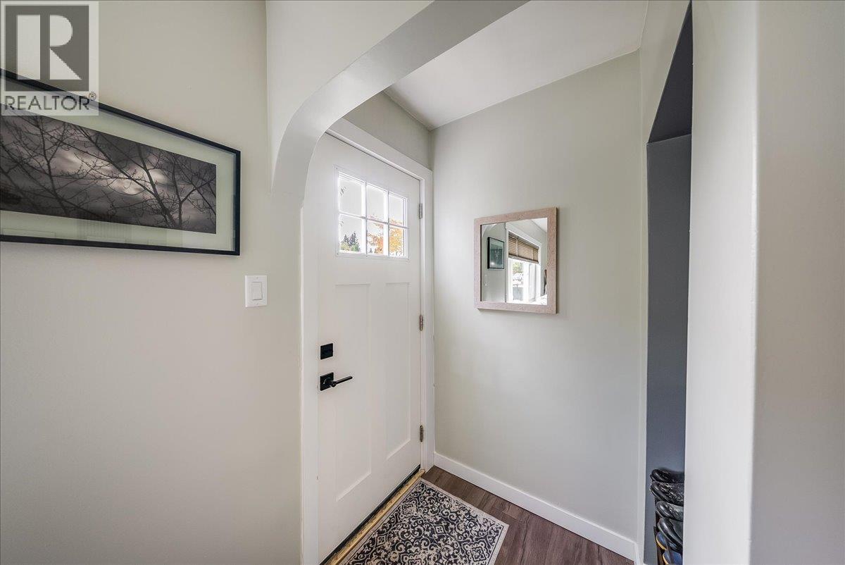 710 10TH Avenue, Montrose - Image 1