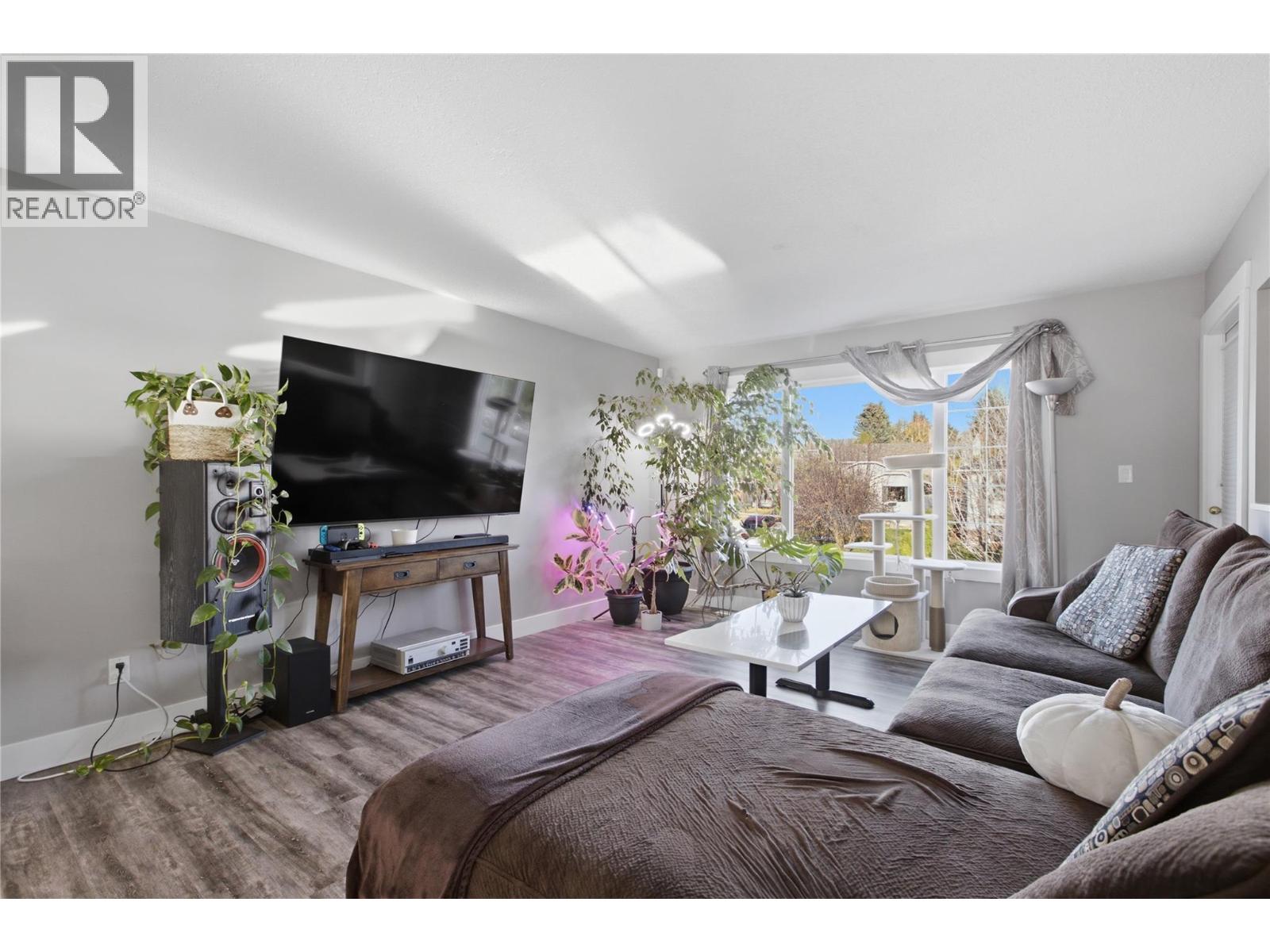460 Sentinel Court - 19