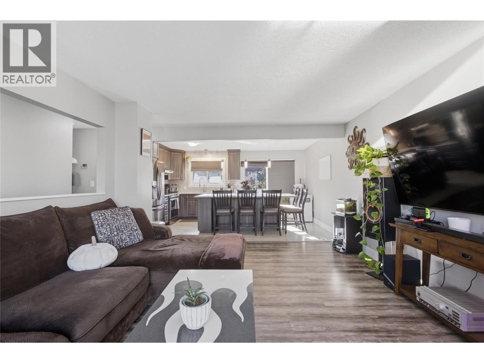 460 Sentinel Court - 28