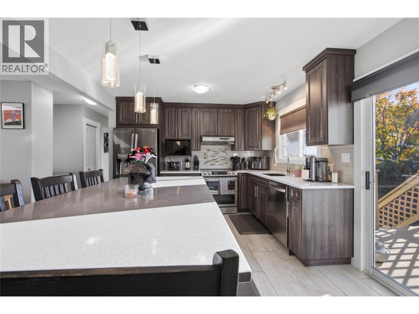 460 Sentinel Court - 25