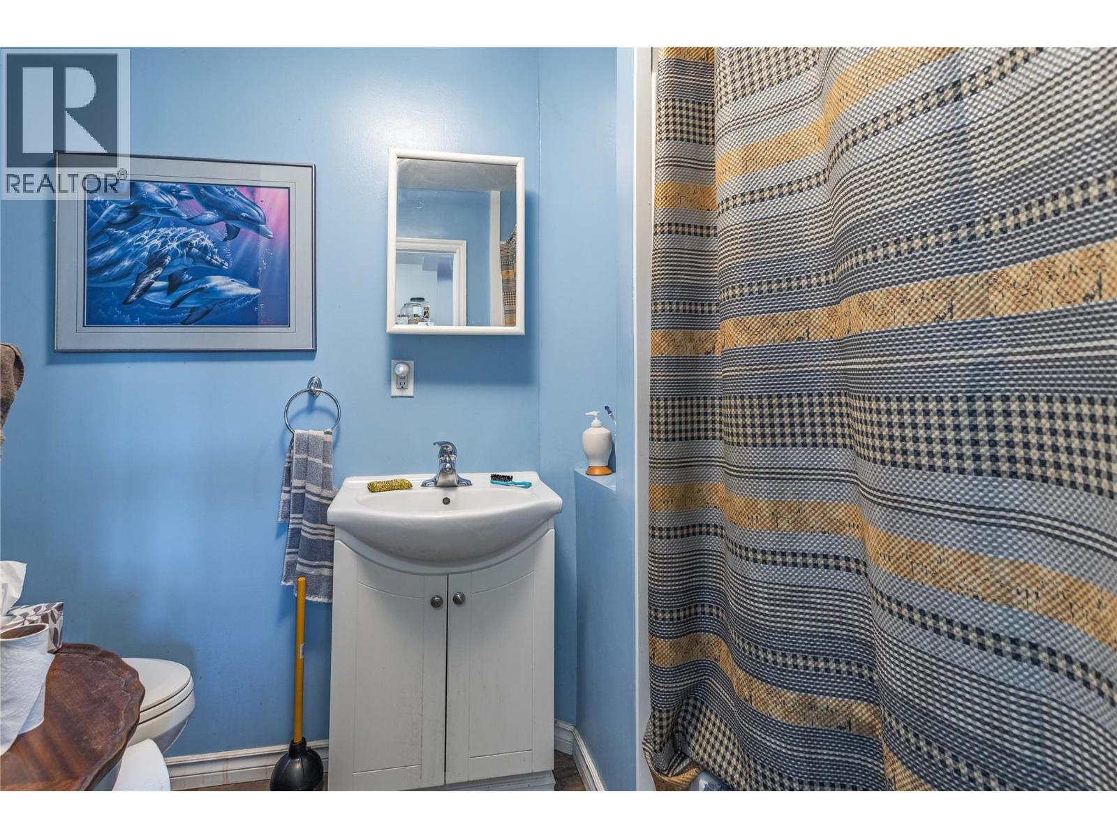 995 Leathead Road - 34