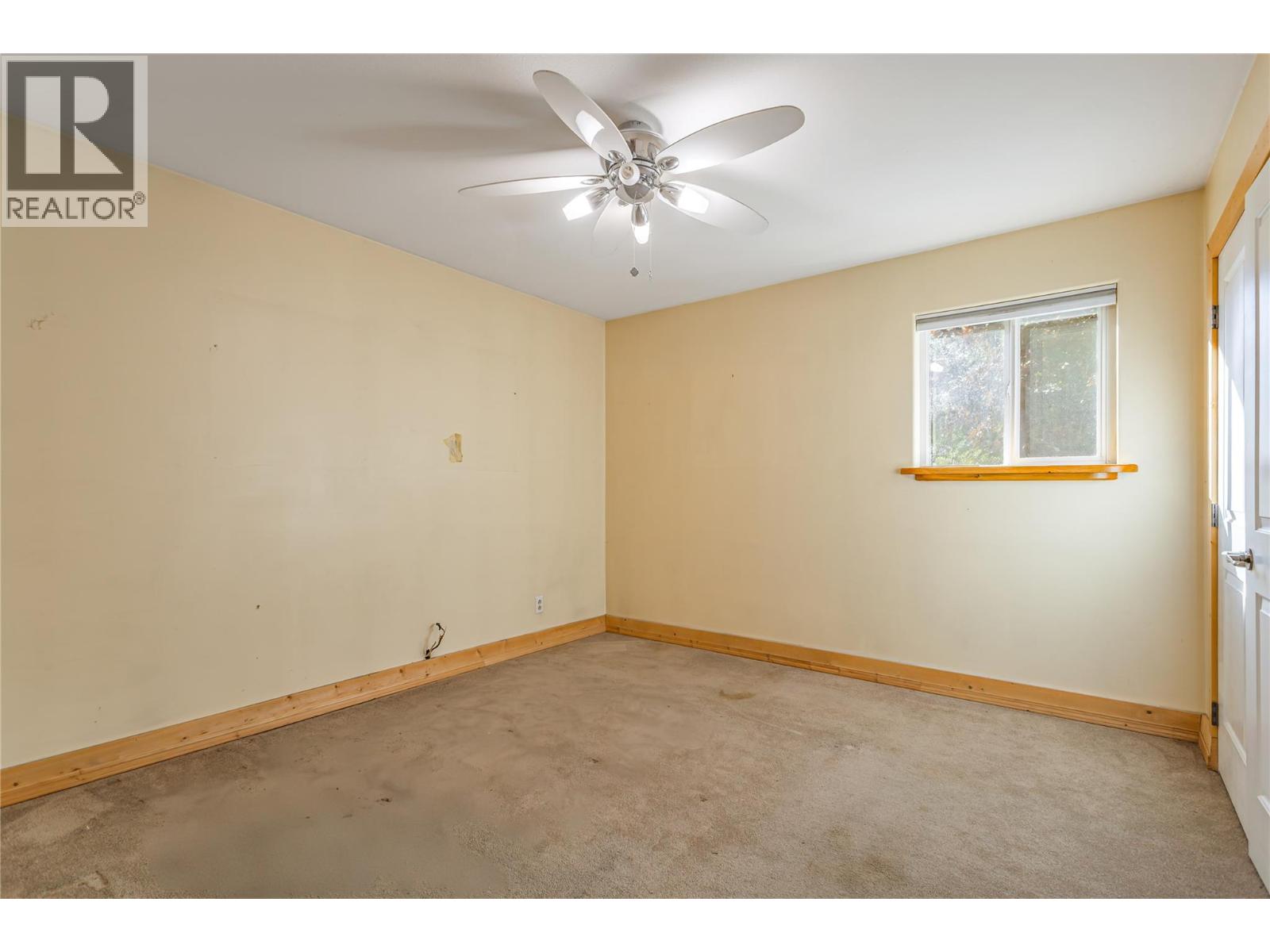 995 Leathead Road - 15
