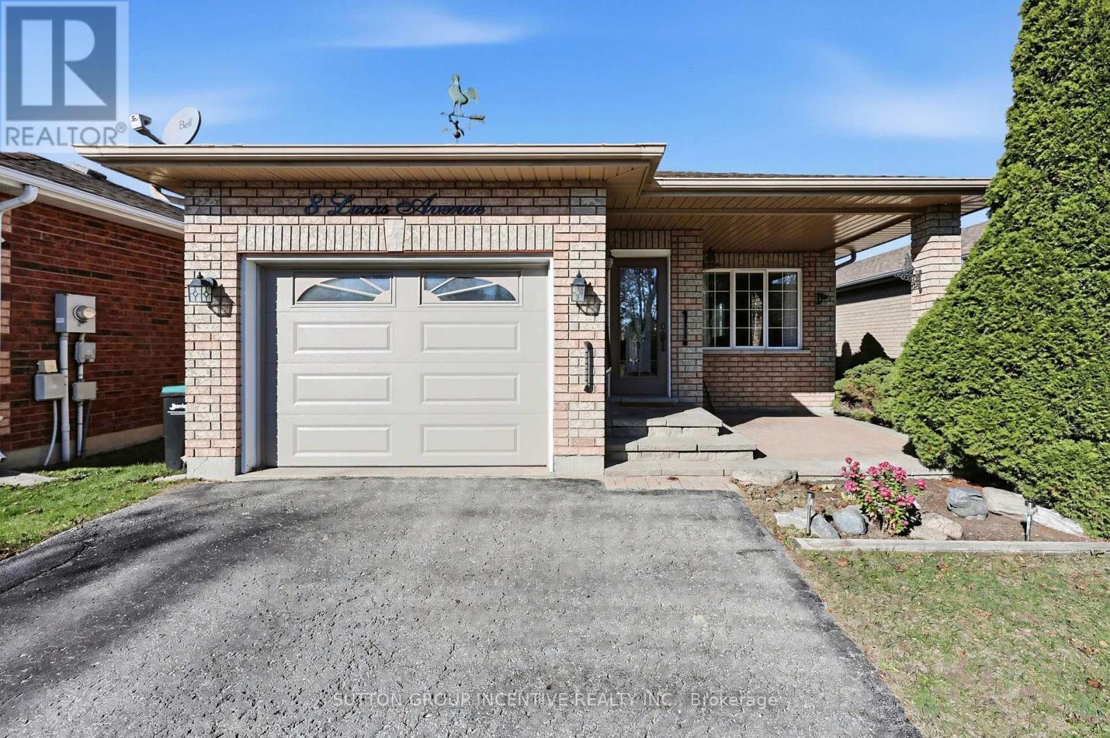 8 LUCAS AVENUE, Barrie (Holly) — photo 2