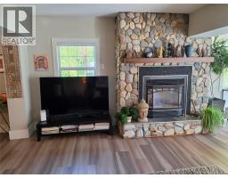 2pc Bathroom - 2340 3a Highway, Nelson, BC V1L6K7 Photo 16