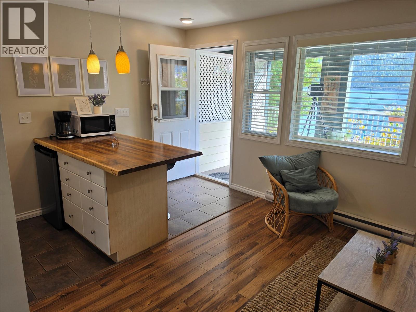 2340 3A Highway - 78