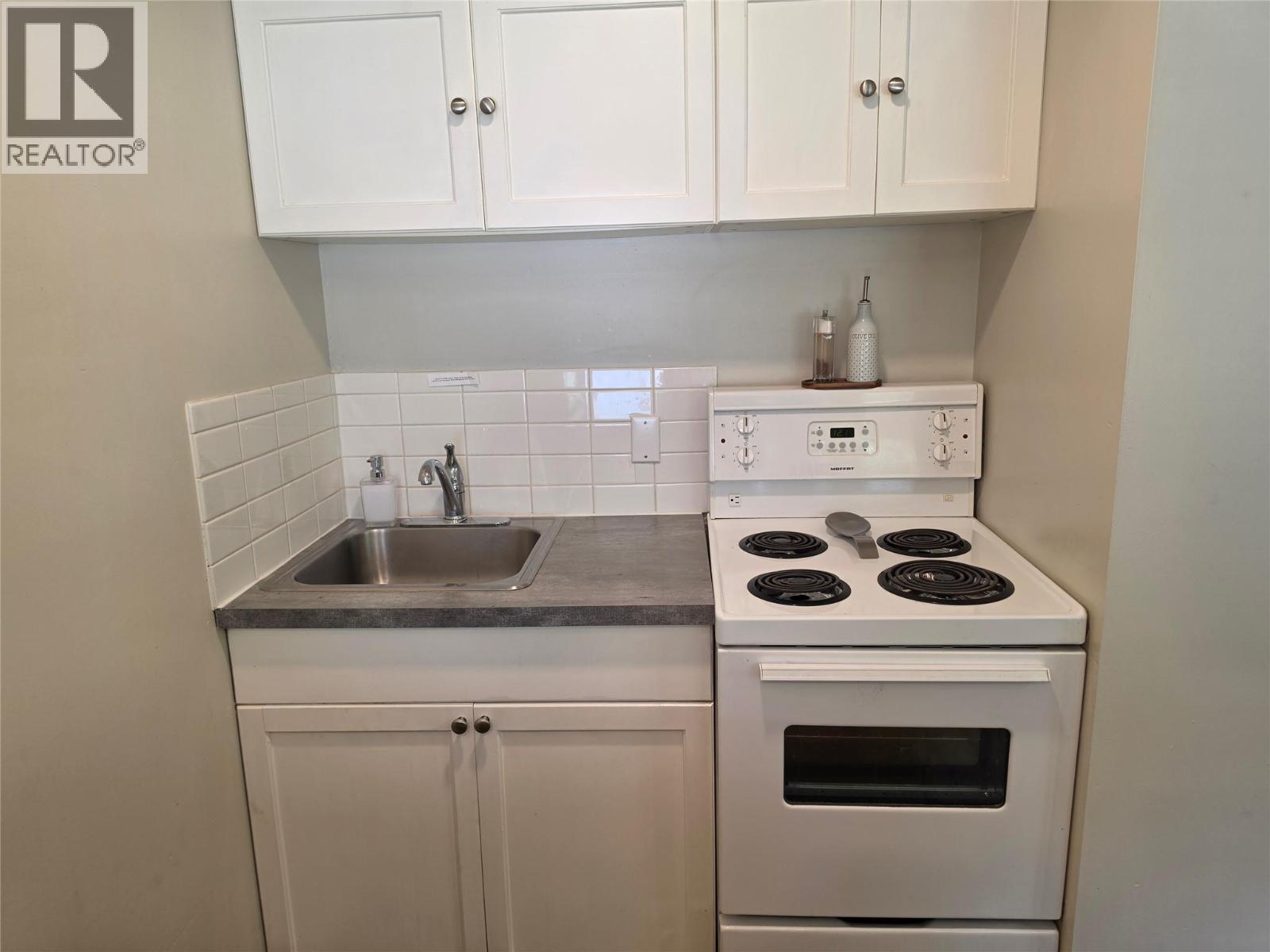 2340 3A Highway - 87